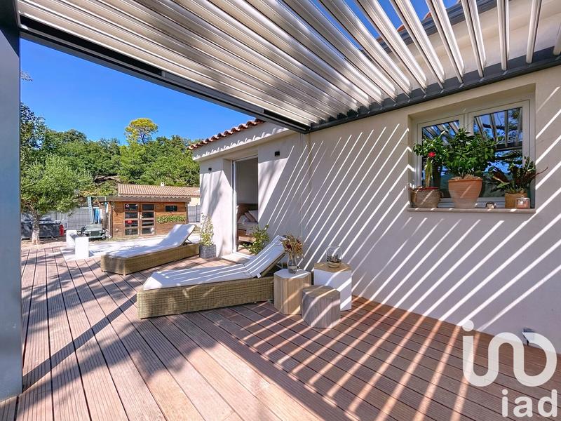 Maison - 95 m² - 4 pièces