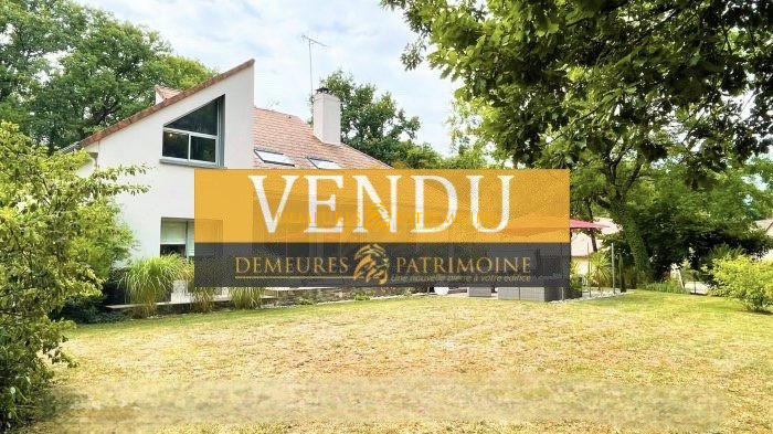 Maison traditionnelle - 175 m² - 5 pièces