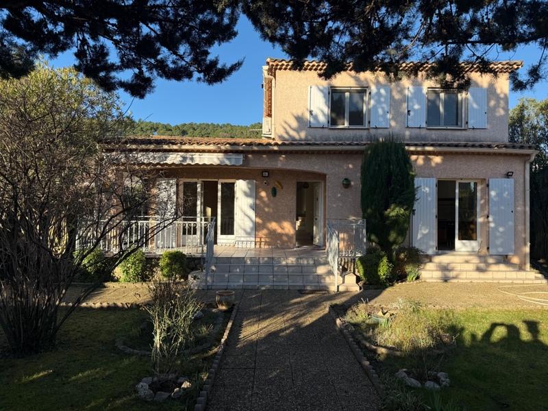 Maison - 113 m² - 4 pièces