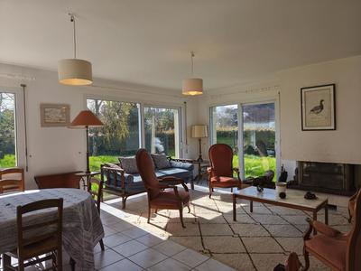 Maison - 197 m² - 9 pièces