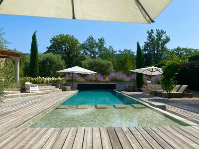 Demeure - 252 m² - 8 pièces