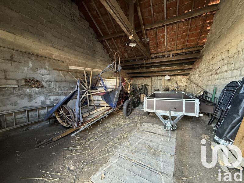 Maison - 202 m² - 9 pièces