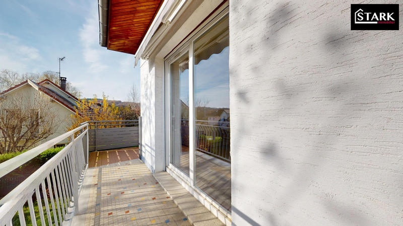 Maison - 92 m² - 5 pièces