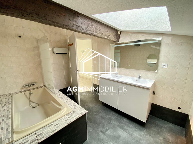 Maison de village - 110 m² - 5 pièces