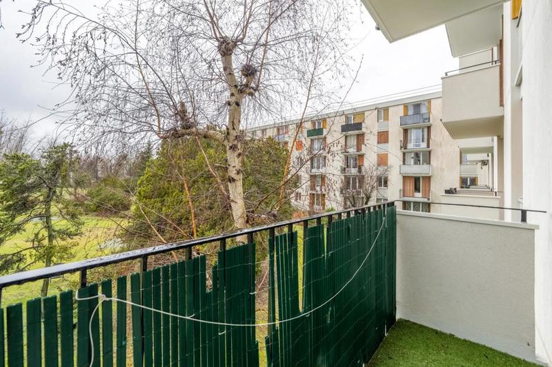 Appartement - 94 m² - 5 pièces