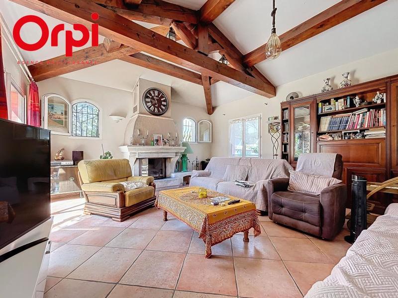 Villa - 252 m² - 5 pièces