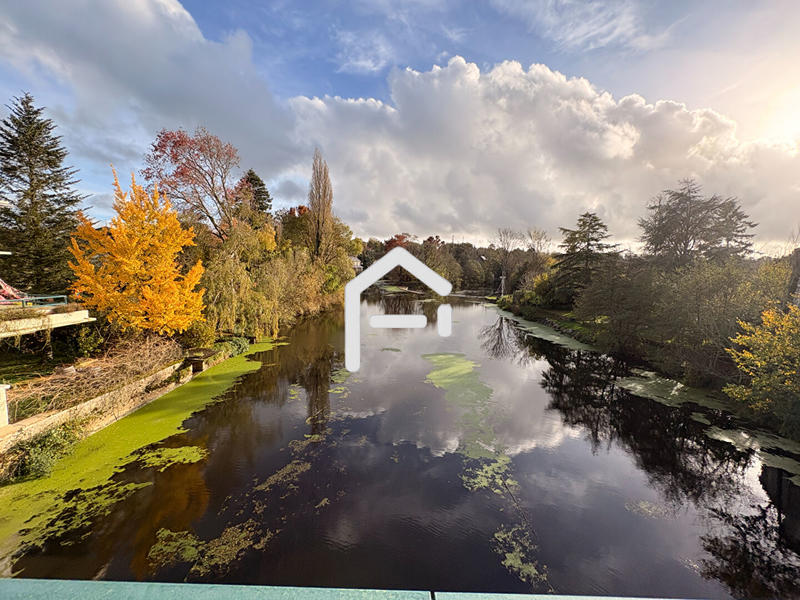 Maison - 180 m² - 6 pièces