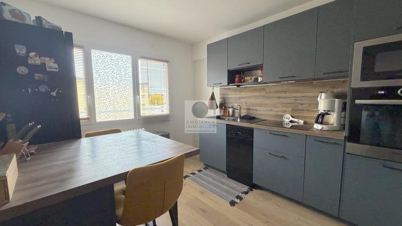 Appartement - 98 m² - 4 pièces