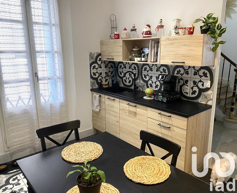 Maison - 190 m² - 9 pièces