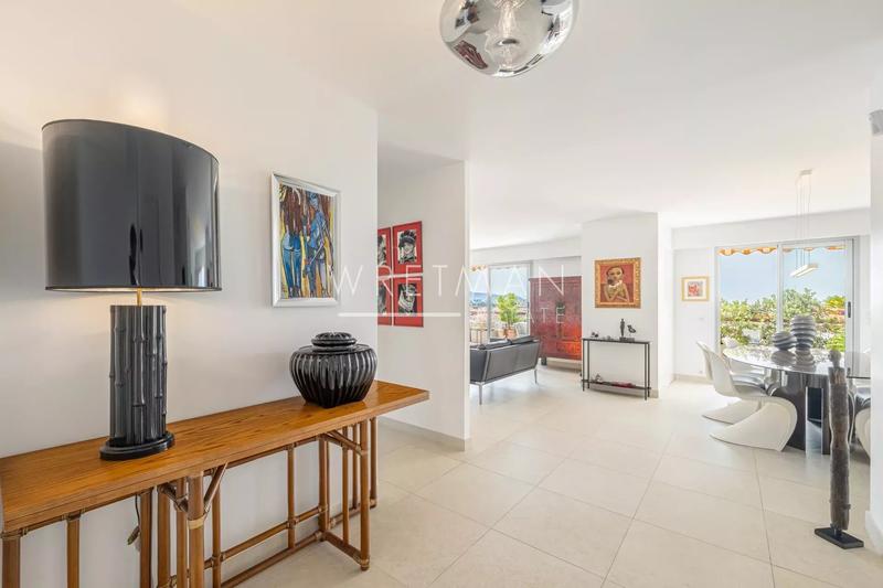 Appartement - 117 m² - 4 pièces