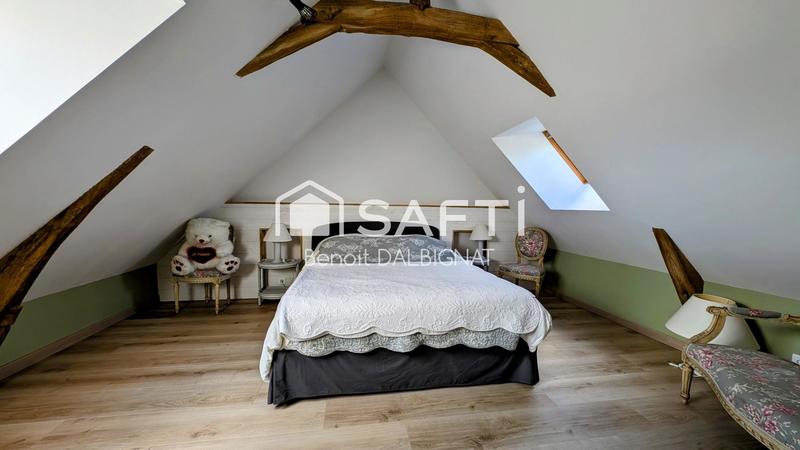 Maison - 302 m² - 8 pièces