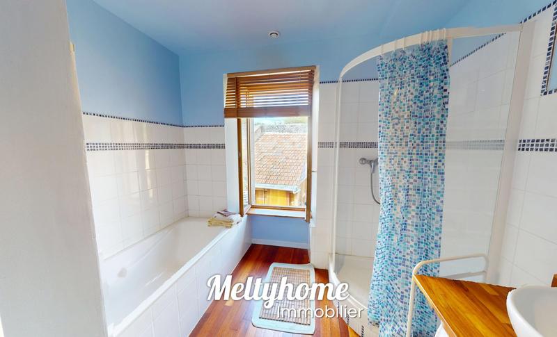 Maison - 170 m² - 6 pièces