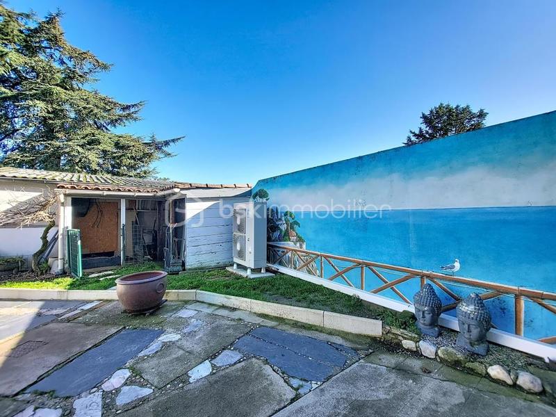 Demeure - 150 m² - 5 pièces