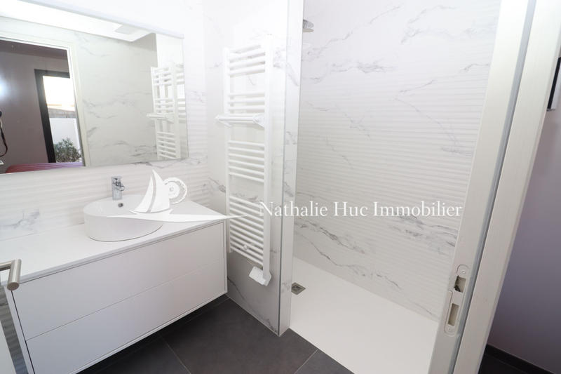 Appartement - 82 m² - 3 pièces