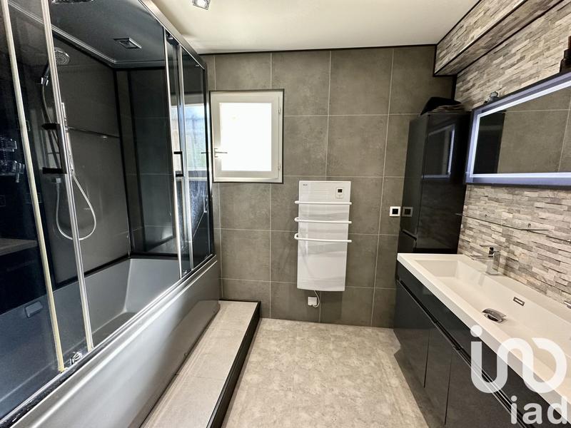 Maison - 146 m² - 6 pièces