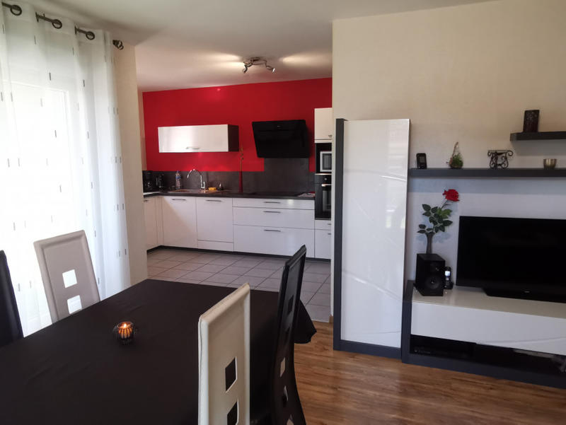 Appartement - 80 m² - 4 pièces