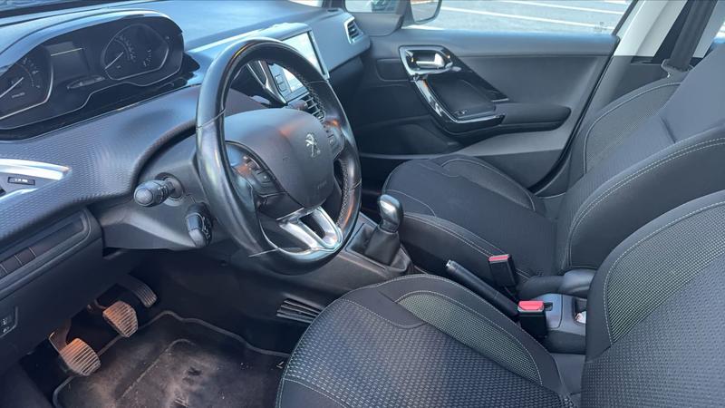 Peugeot 208 1.2 PureTech 82 Allure