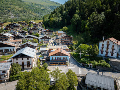 Local commercial - 401 m²