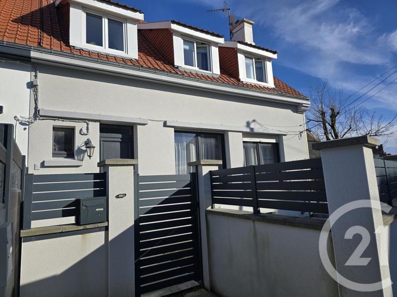 Maison - 96 m² - 5 pièces