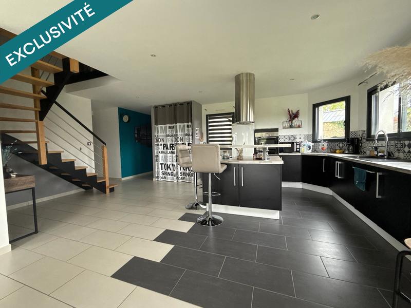 Maison - 146 m² - 6 pièces