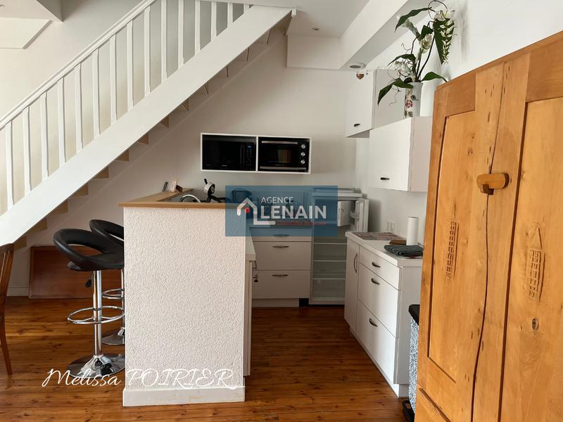 Maison - 373 m² - 20 pièces