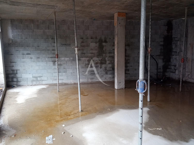 Local commercial - 74 m²