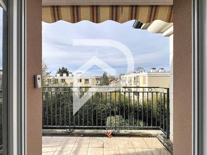 Appartement - 102 m² - 4 pièces