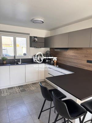 Villa - 105 m² - 5 pièces