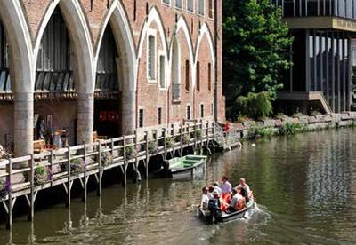 Appartement - 80 m² - 3 pièces