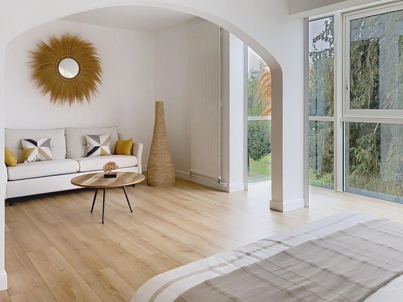 Maison - 260 m² - 7 pièces