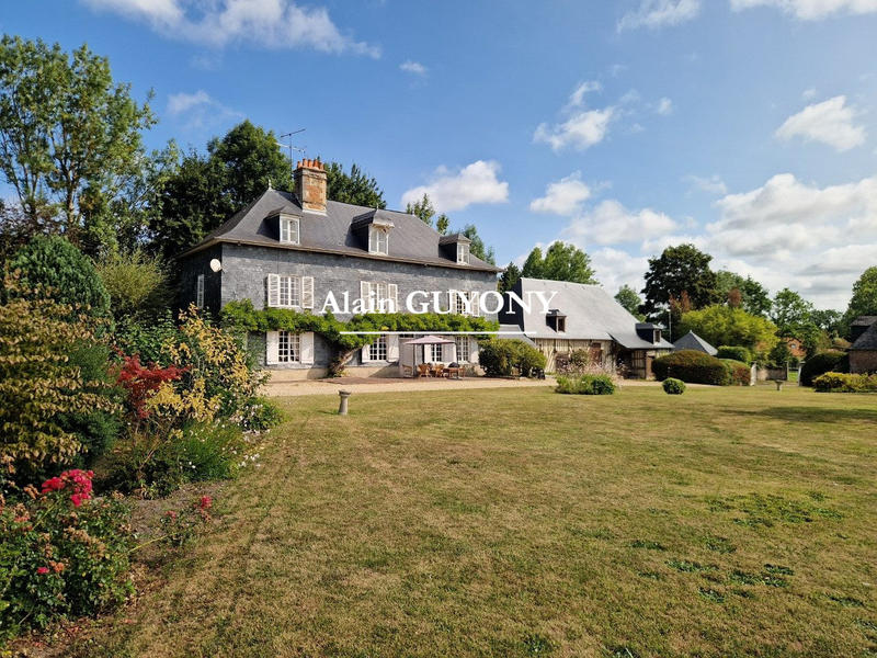 Maison - 224 m² - 9 pièces