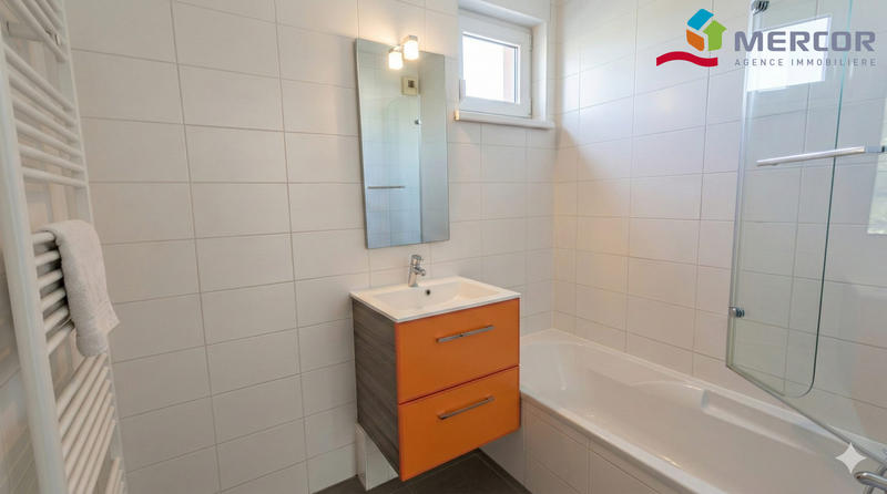 Appartement - 81 m² - 4 pièces