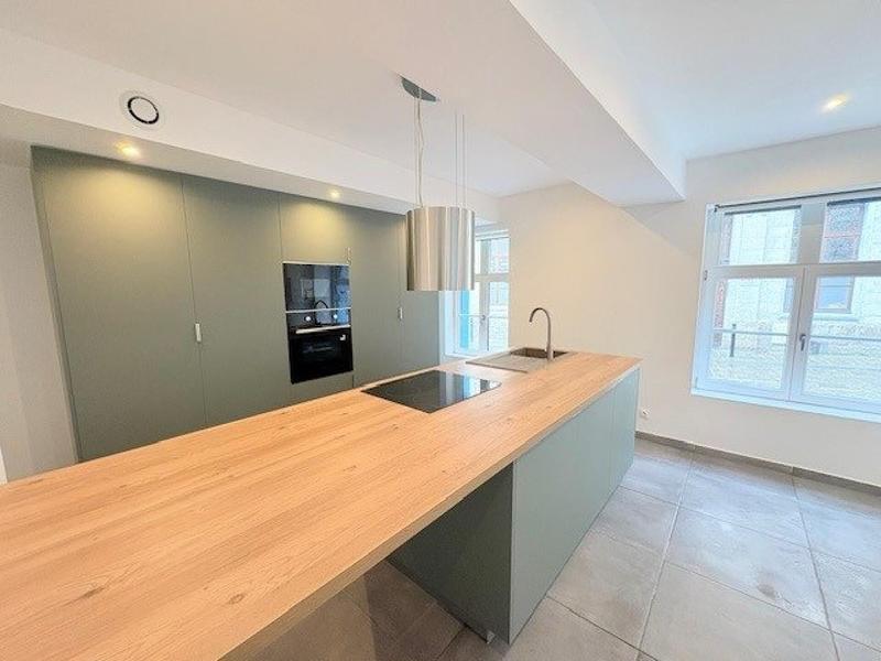 Maison - 149 m² - 8 pièces