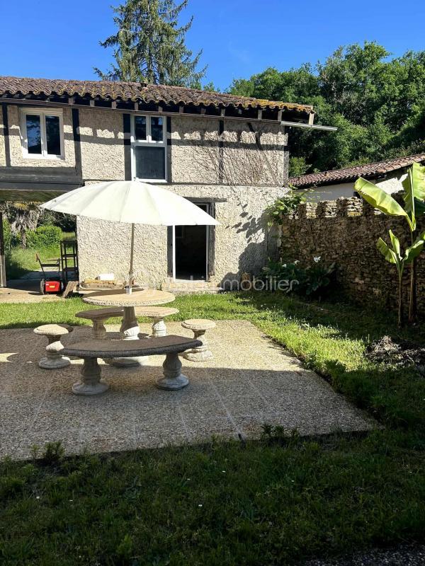 Maison ancienne - 287 m² - 7 pièces