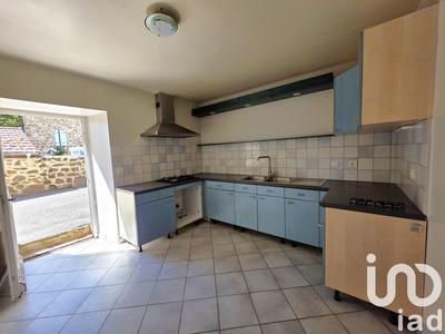 Maison - 98 m² - 4 pièces