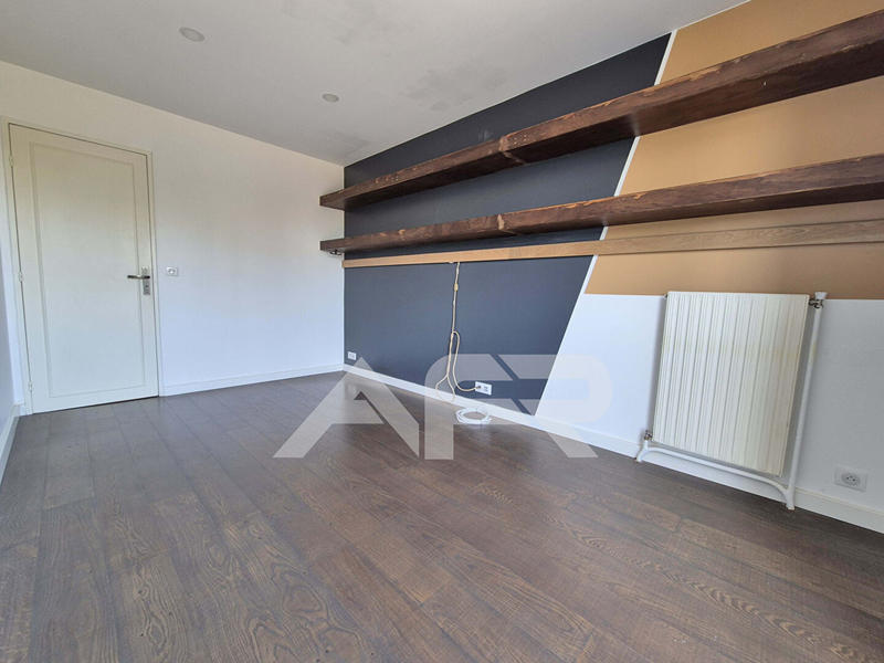 Appartement - 109 m² - 5 pièces