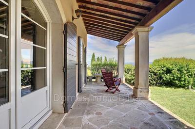 Villa - 189 m² - 6 pièces