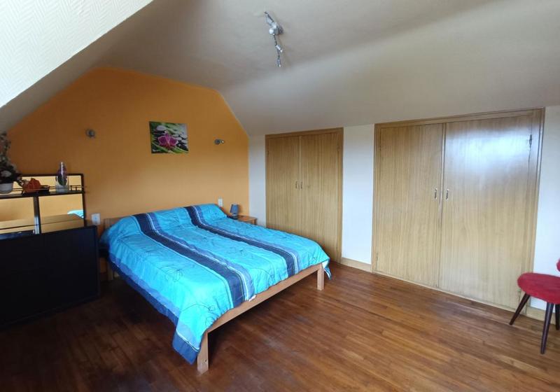 Maison - 360 m² - 17 pièces