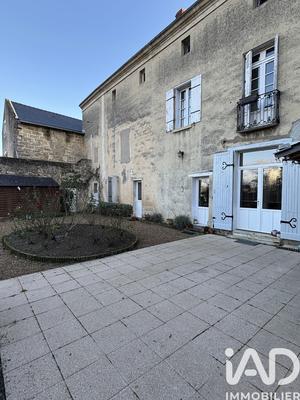 Maison - 317 m² - 12 pièces