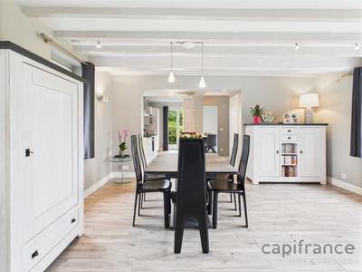 Maison - 188 m² - 9 pièces