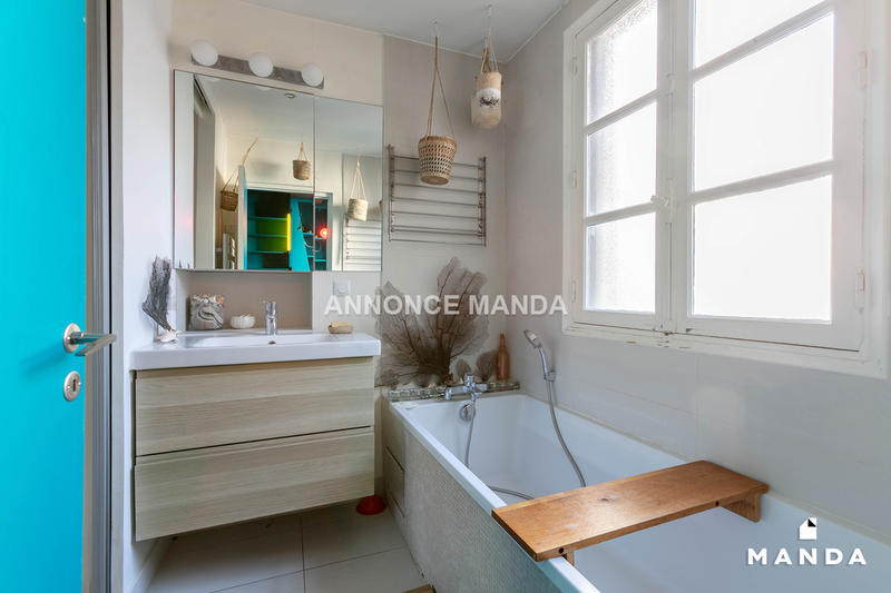 Loft - 74 m² - 2 pièces