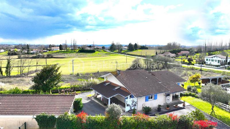 Maison de village - 152 m² - 8 pièces