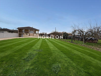 Maison traditionnelle - 82 m² - 4 pièces