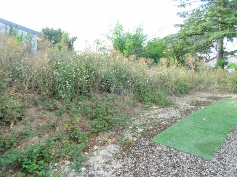 Terrain constructible - 617 m²