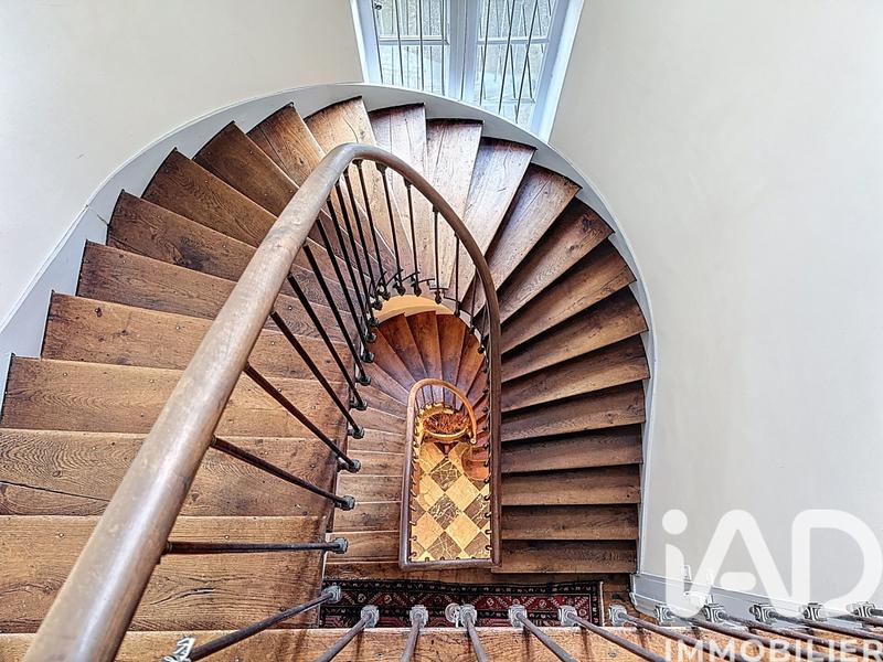 Appartement - 260 m² - 8 pièces