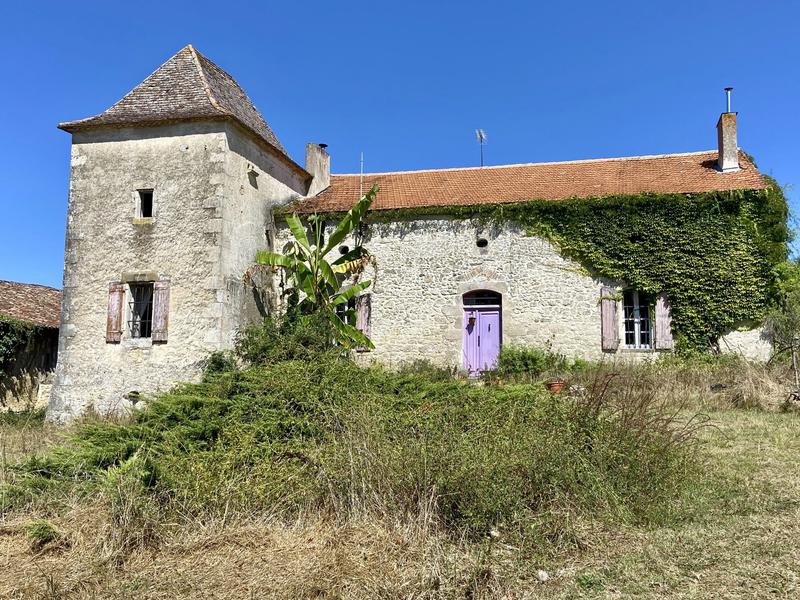 Maison traditionnelle - 373 m² - 5 pièces