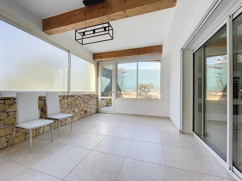 Villa - 407 m² - 13 pièces