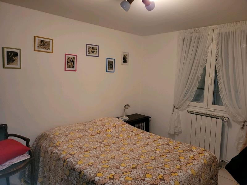 Maison - 240 m² - 8 pièces