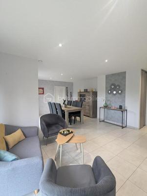 Maison - 86 m² - 5 pièces