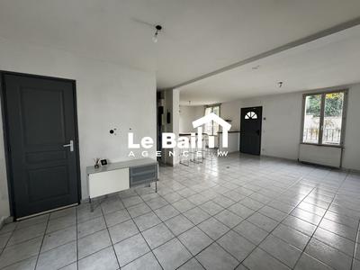 Maison - 108 m² - 5 pièces